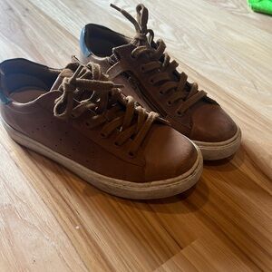 Boys Geox Nashik Junior size 3.5 leather tan shoes.